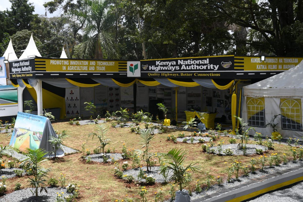 KeNHAKenya's tweet photo. Welcome to our stand during this year's Nairobi International Trade Fair at Jamuhuri Show Ground from 26th September to 2nd October, 2022
Quality Highways, Better Connections. https://t.co/vdU0UjGGkh