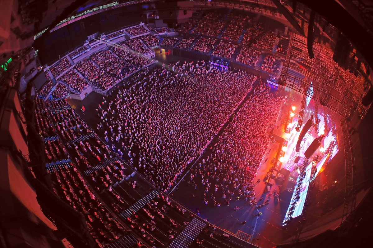 MovistarArenaEs's tweet photo. ¡CONCIERTAZO! 💙💙

@TiniStoessel nos hizo disfrutar en grande anoche en el #WiZinkCenter. Momentos únicos y especiales que se quedarán siempre con nosotros. 

¡Hasta la próxima!

📸 @OscarLfxStudio https://t.co/bTZ8YrmUKn