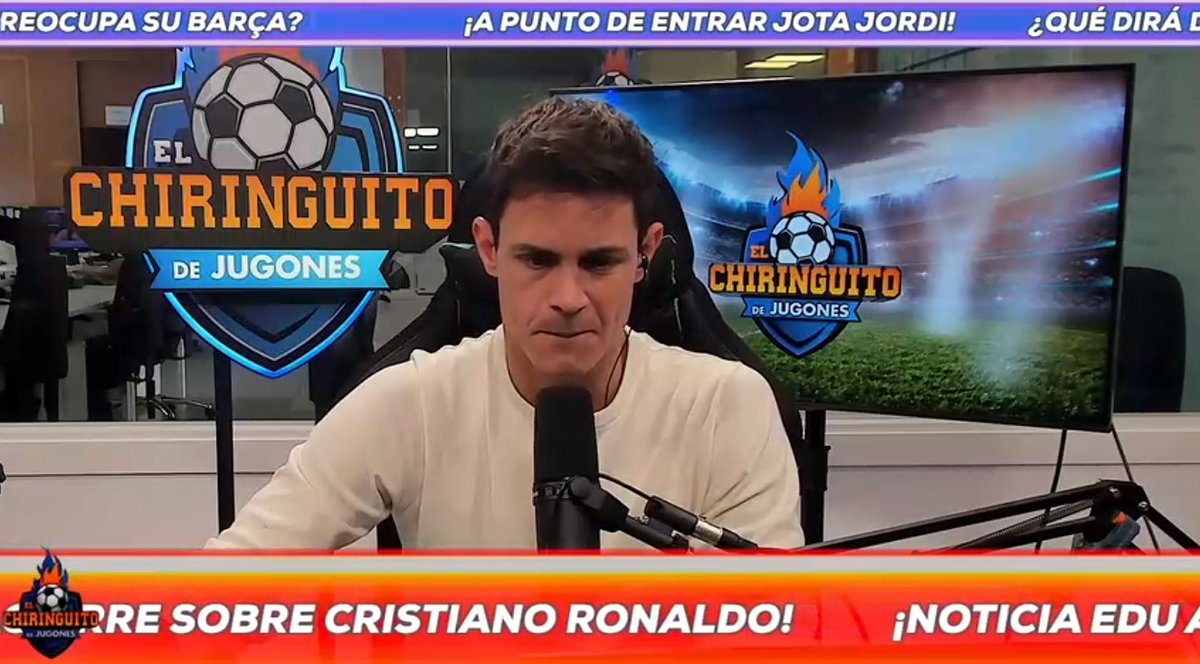 elchiringuitotv's tweet photo. 🚨ÚLTIMA HORA 𝐂𝐑𝐈𝐒𝐓𝐈𝐀𝐍𝐎 𝐑𝐎𝐍𝐀𝐋𝐃𝐎🚨

🇵🇹 En breve, @EduAguirre7 cuenta una NOTICIA sobre el futbolista portugués.

https://t.co/uy59B6tvAR https://t.co/J7BJc0iPz6
