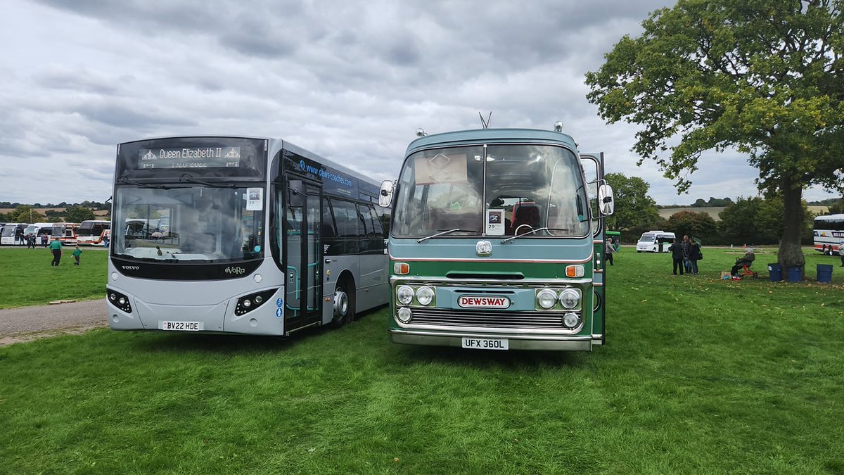 coachmarqueuk's tweet photo. There are some great pictures from our members from this weekend's @theshowbus - what a great weekend!

📸 @DewsCoaches #showbus https://t.co/j7otFHe2A5
