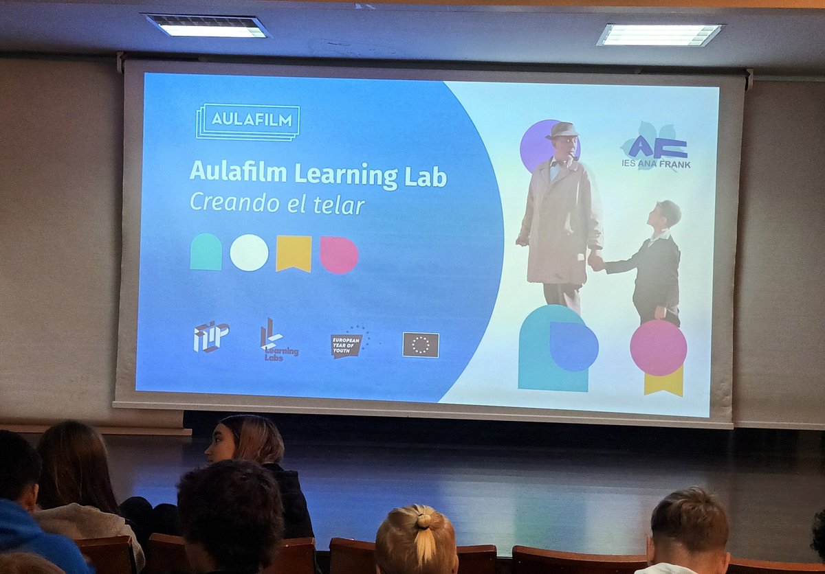aulafilm's tweet photo. ♦️Hoy hemos arrancado el #AulafilmLearningLab!
El proyecto #CreandoElTelar🕸️ ayudará a toda la comunidad educativa del @iesanafrank a "tejer" su propio #cineclub: un espacio hecho por y para los jóvenes donde disfrutar y reflexionar con el cine👏🏽
@CreativeFLIP_EU @GI_Bruessel https://t.co/wMNtoU5niW