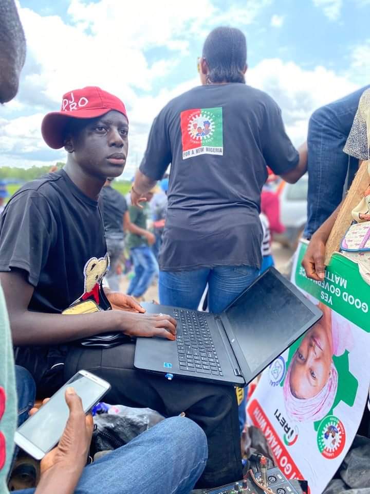DJCAROMUZIKCLOU's tweet photo. My name is DJ Caro am from kabusa village Ecwa 1 church, and I was the DJ that played @obidients movement on Saturday, and i heard you are looking for me
Pls you can connect to me on
This mobile number
08134523815 Or 08184406099
Pls🙏🙏🙏🙏 https://t.co/4jDLJ1mQUE