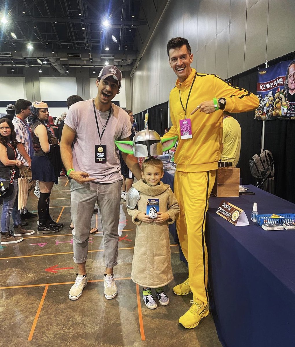 SavannahComic's tweet photo. We are SO grateful for y'all, and we'll see you in 2023! 🔥

Post your FAVORITE picture you took this weekend in the comments below so we can ! 
♥️

And please use the hashtags!  #SavannahComiccon #SavannahComiccon2022 https://t.co/7yT1cocAqB