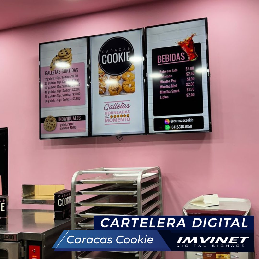 IMVINET's tweet image. El nuevo restaurante @CaracasCookie ofrece una variedad de galletas frescas que son horneadas en el momento. Esto fue su primera motivación para instalar un Menú Digital, ya que permite actualizar la disponibilidad de sus productos en tiempo real e impacta a sus clientes.