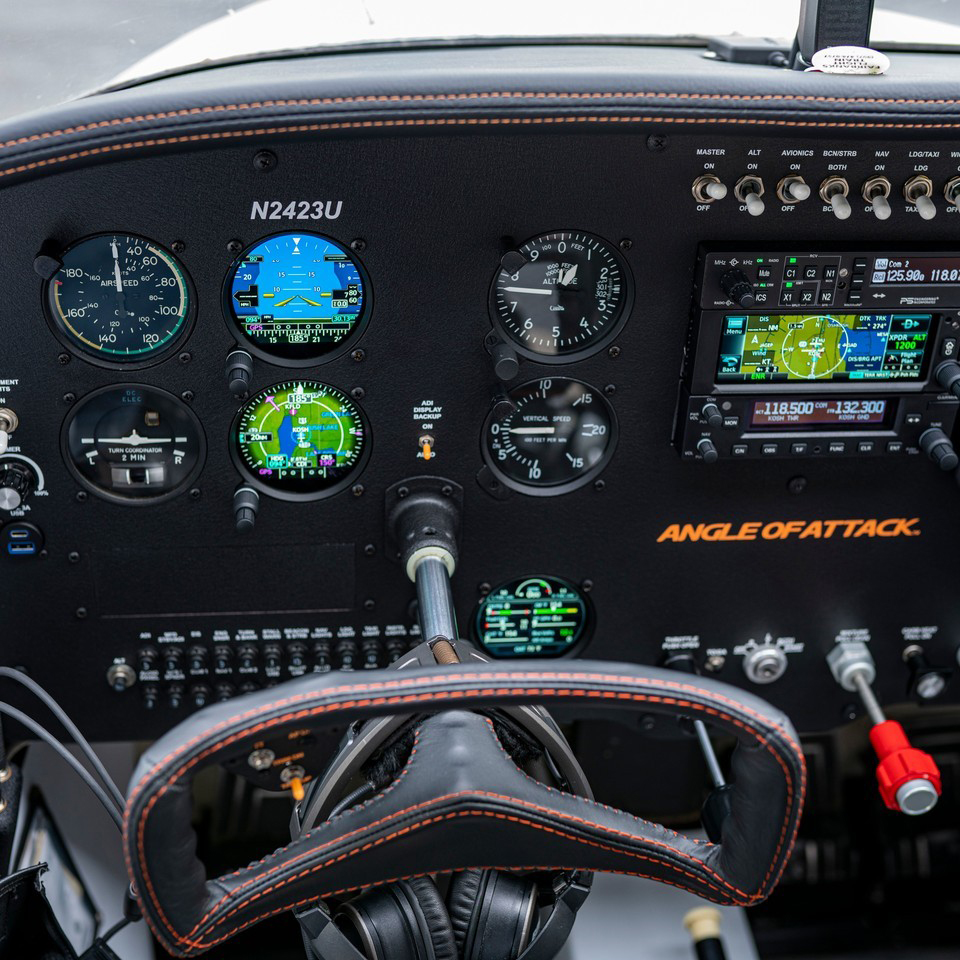 Curious what goes into a panel makeover? #GarminAmbassador @flyAOAmedia takes you through the process from start-to-finish with his Garmin-equipped 1963 Cessna 172. Watch » ms.spr.ly/6015jChVF