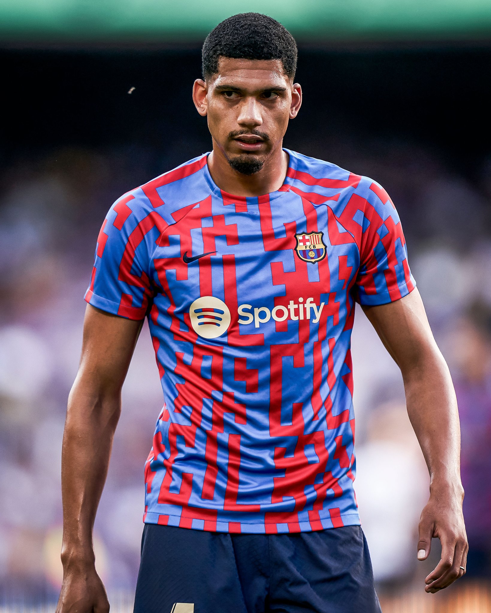 B/R Football on Twitter: "Ronald Araújo has decided to have surgery on ...