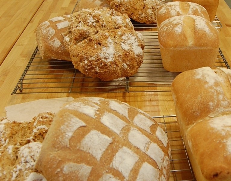 millgreenmuseum's tweet photo. We have 3 more spaces left on our bread making class at the Watermill Museum at Mill Green. All the necessaries will be provided, and tickets will include a tour of the Mill and Tea/Coffee. You'll be able to take home the loaf you make. Further Details at: https://t.co/WHU1vJBtYA https://t.co/GKrpA0Joa8
