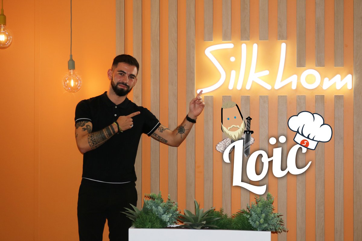 Bienvenue à Loïc qui rejoint la Team Silkhom Freelance en tant que Consultant en recrutement !

Voici son profil : silkhom.com/loic-henry/