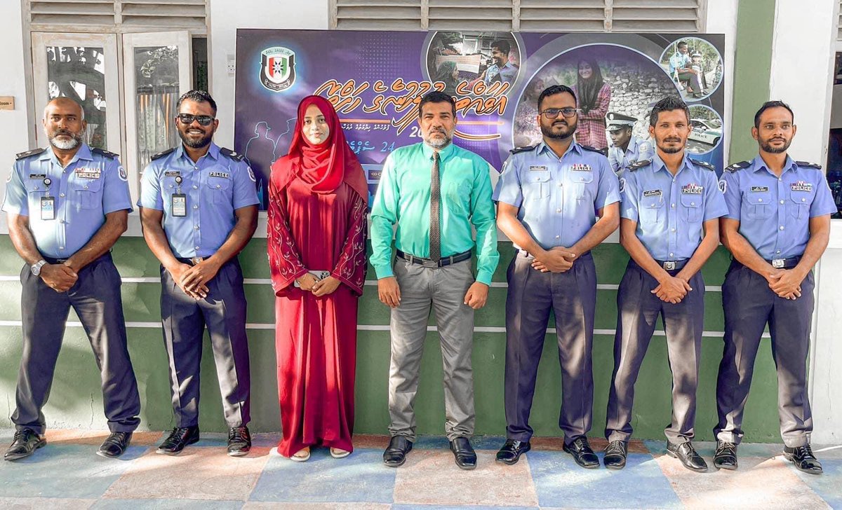Special assembly held to mark “Police Neighborhood Week.”
Thank you Himmafushi Police, Appreciate the speech given to the students regarding the usage of electronics wisely and respecting others.
<a href="/MoEdumv/">Ministry of Education</a> 

[ 18/09/2022]
