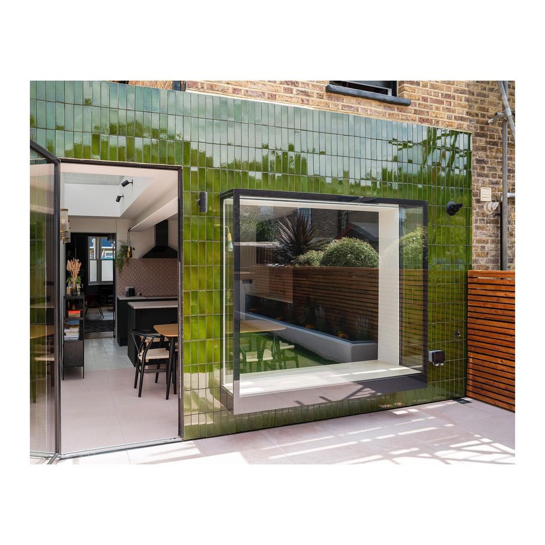 H&E Smith Ltd tweet media