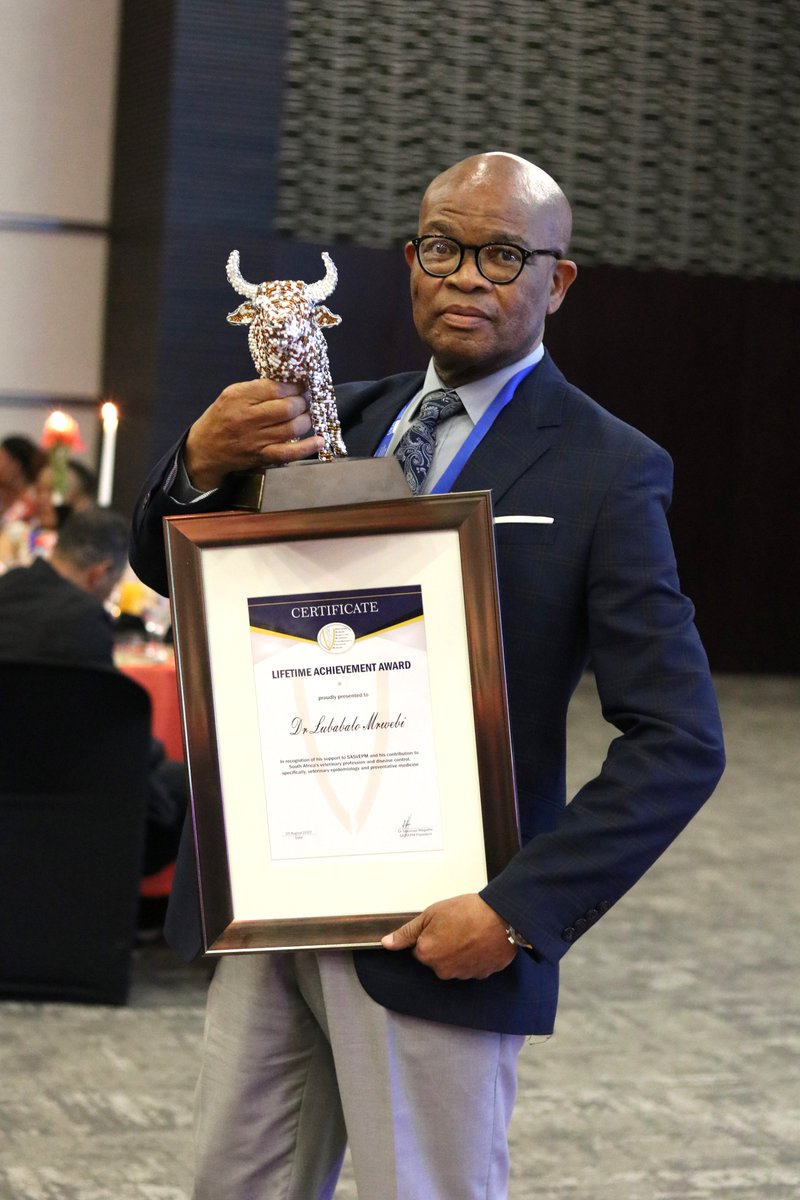 sasvepm's tweet photo. Lifetime achievement award https://t.co/5LNqGB14Vq