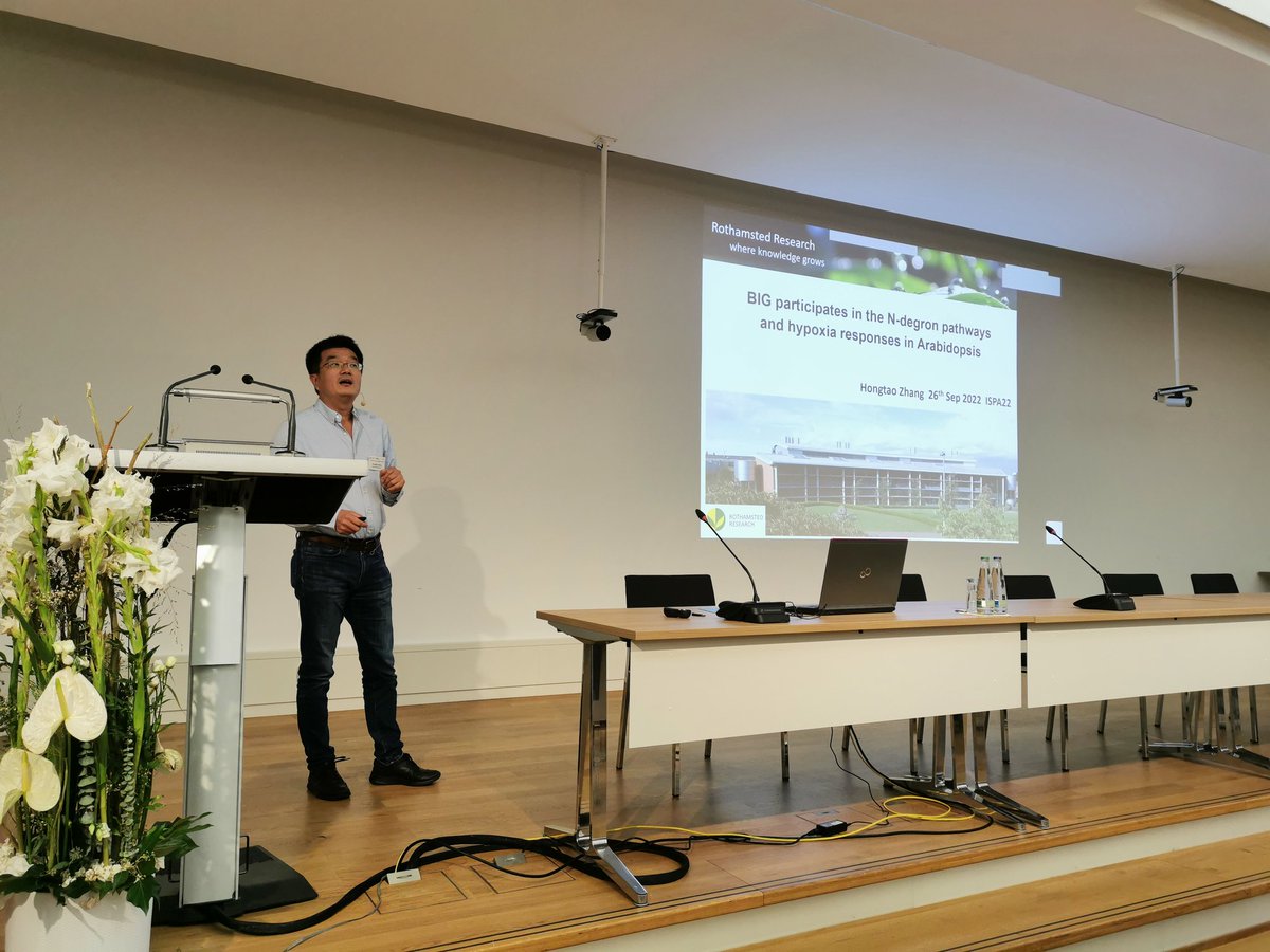 What a day! <a href="/HongtaoZh/">Hongtao Zhang</a> finishes the first #ISPA2022DE day with a BIG story and how it contributes to hypoxia responses in plants