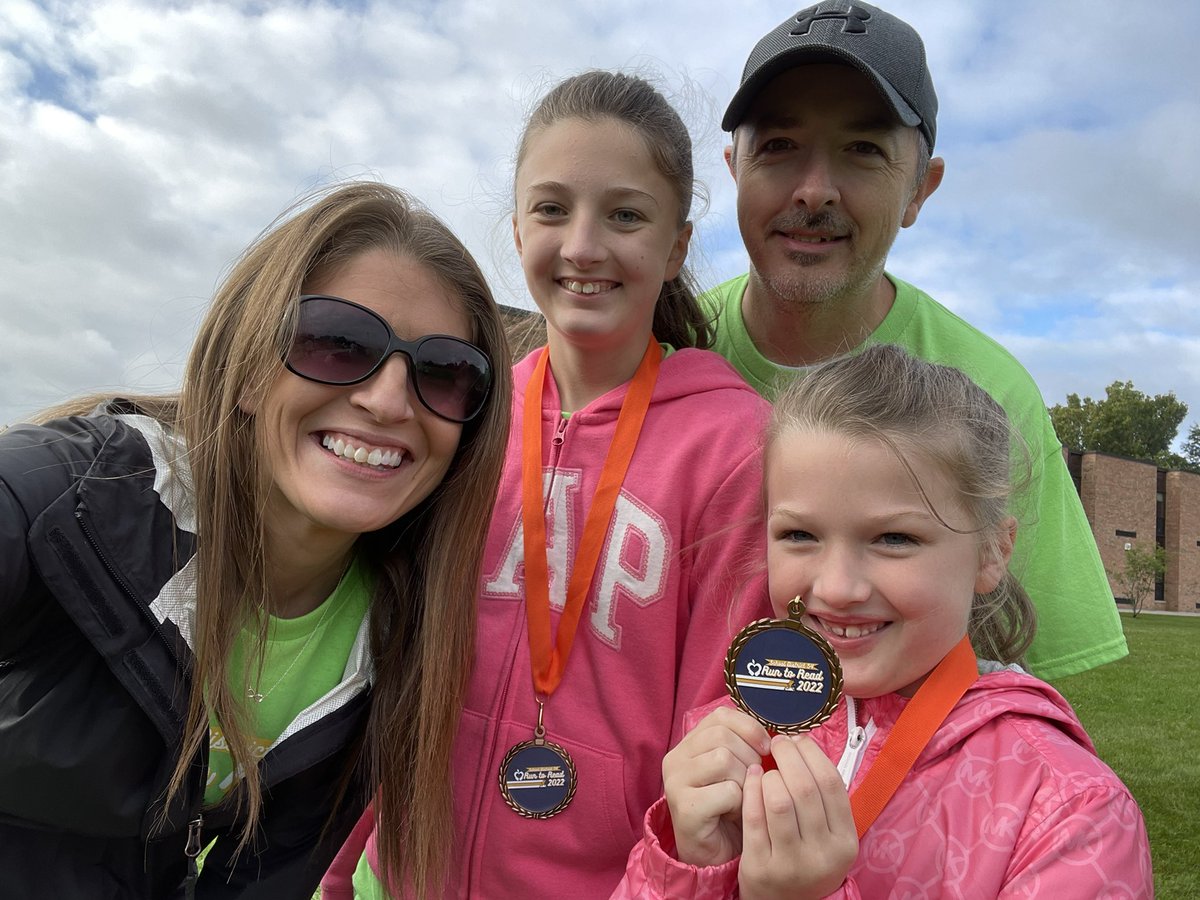 sunshinecynth7's tweet photo. #54Run2Read Beautiful day yesterday! Loved watching these girls run the 400 yard dash this year and annual family 5K for such a great cause! https://t.co/cpPh6ud4lm