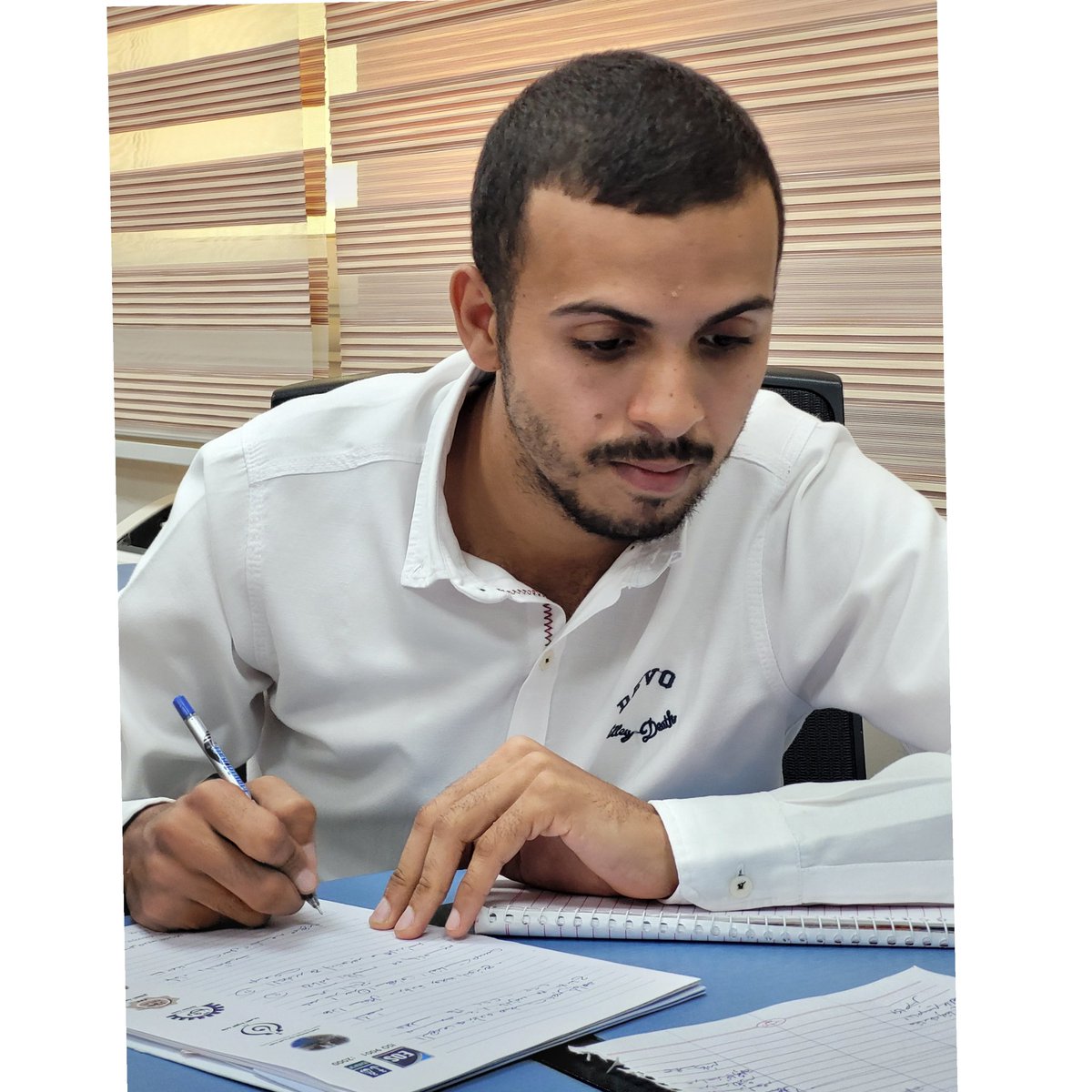 Tarek41855470's tweet photo. #صورة_ملف_شخصي_جديدة https://t.co/JEXwc9hsph
