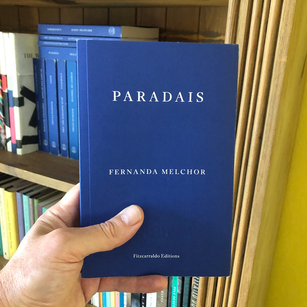KulchurK's tweet photo. As with Hurricane Season, Melchor is interested in the factors that motivate violence. Unlike that novel which linked the roots of violence with class, Paradais posits misogyny, toxic masculinity, the lack of morality as engulfing both rich and poor.@FitzcarraldoEds https://t.co/hIGxiKrvk2