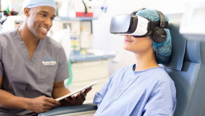 teknobgt's tweet photo. VR Untuk Kesehatan – Peneliti Boffins di Beth Israel Deaconess Medical Center di Boston telah menerbitkan sebuah penelitian yang menunjukkan bahwa pasien yang memakai kacamata realitas virtual membutuhkan lebih sedikit anestesi selama operasi tangan. https://t.co/nheWo4LDhQ https://t.co/u7lYPvWTVa
