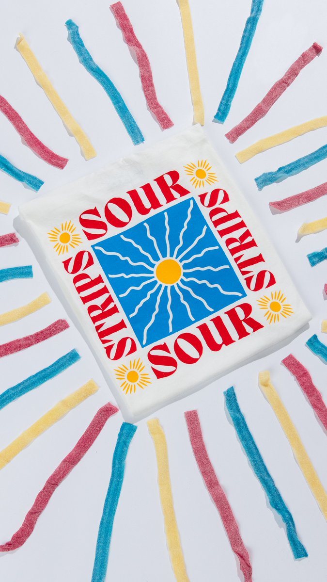 sourstripscandy's tweet photo. 🚨 GIVEAWAY 🚨

Monday's kinda suck, but we can help 😜

👕 Follow us (yes, we will check)
👕 Retweet
👕 Comment below which one our new tees is your favorite

We'll choose THREE lucky winners to receive a free Sour Strips tee of their choice!! 🥳

https://t.co/iNQcRLy9jE https://t.co/Jv5CnDEvVE