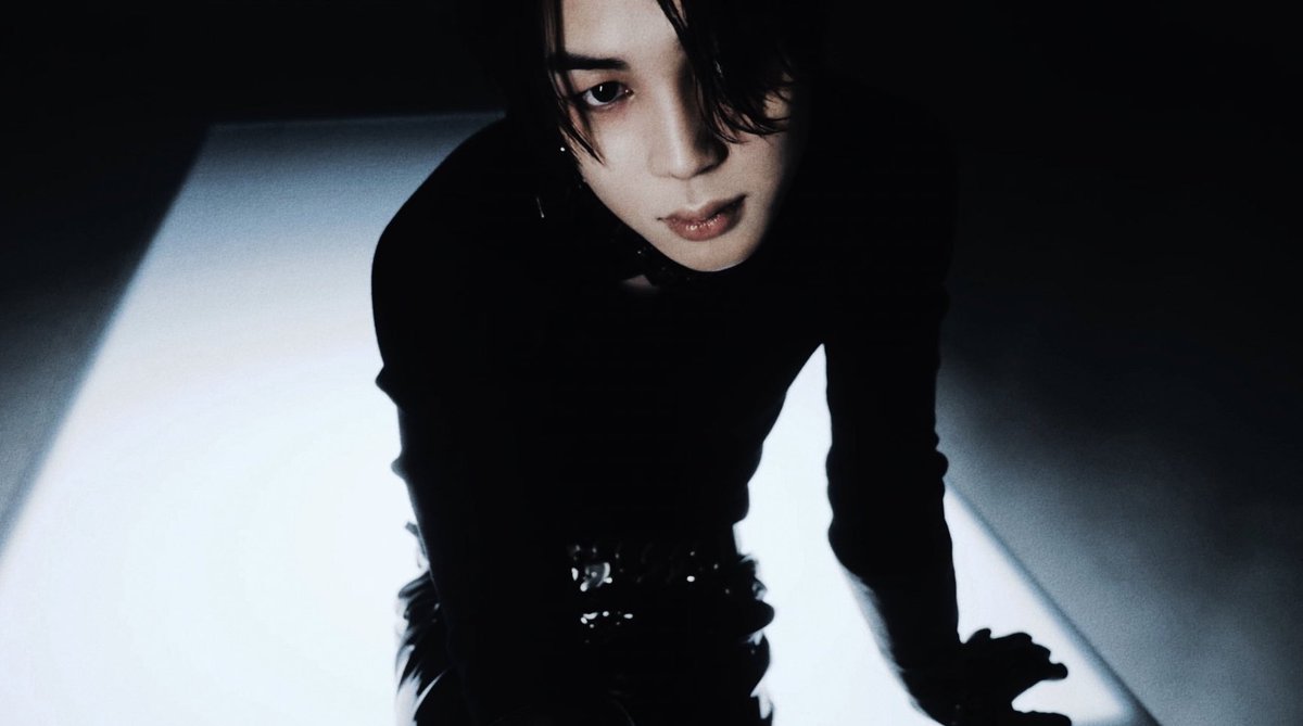 jmnsource's tweet photo. the one and only, IT boy. https://t.co/Caws7UCOxG