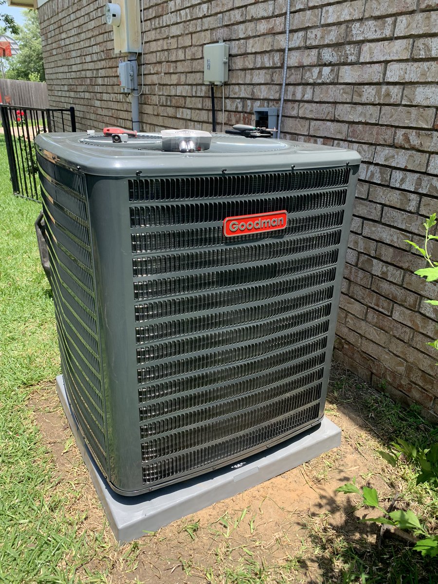 DCHHS's tweet photo. 🆒💨FREE A/C Window Units Available‼️Extreme temperatures pose a health risk. We provide FREE A/C window units to low-income families as part of our Weatherization Assistance Program.

To apply today call or visit the link: 
☎️214-819-1976/WAP program  https://t.co/Z4AX8yZzmq https://t.co/HU9DC5z7Cq