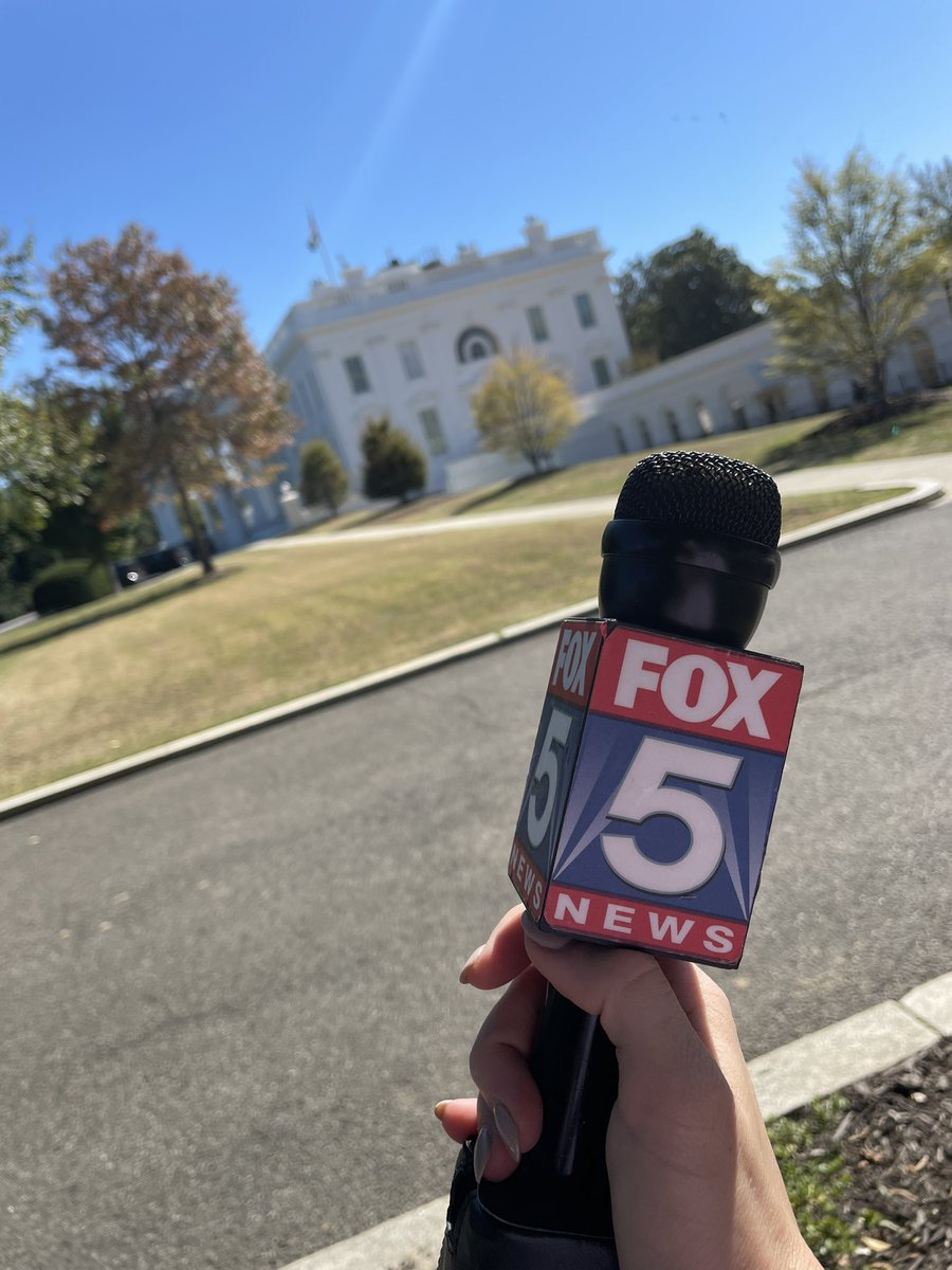This is pretty cool y’all. Catch me outside the WHITE HOUSE on @FOX5Atlanta at noon!