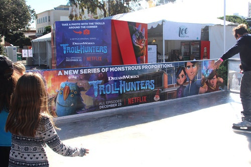 @Noehaddock Something neat discovered during the week, these look like outdoor advertisement mock ups for Trollhunters! The second image is particularly fascinating given it's Bular from the side No direct source but they were found on the Аркадия-ТВ (Arcadiatv) fanpage on vk