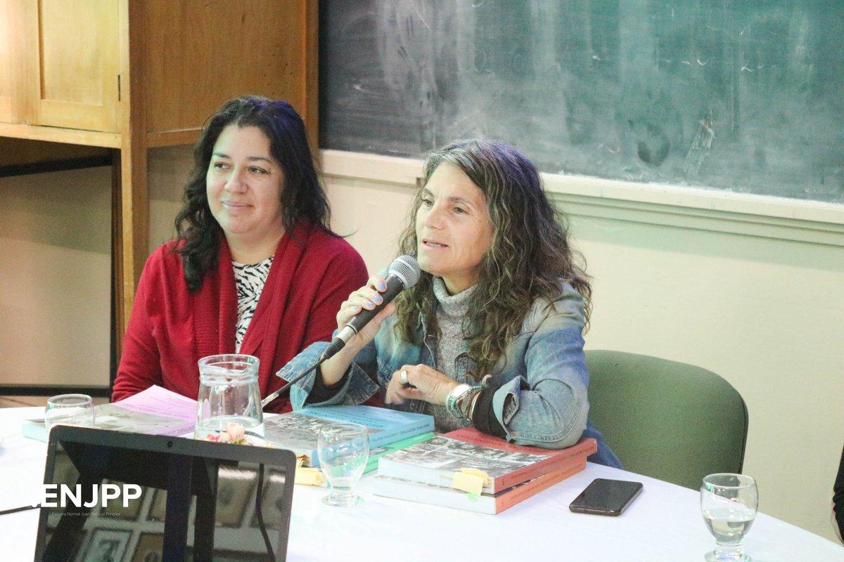 enjpp_edu's tweet image. 📽️ En el marco de la Maratón Nacional de Lectura, que se realizó el viernes en la ENJPP, se proyectó el documental "Revelaciones de una Maestra", sobre la vida de Berta Vidal de Battini.

Más información: bit.ly/3RfpmaR

#LaMixta #ENJPP #MaratóndeLectura #Documental