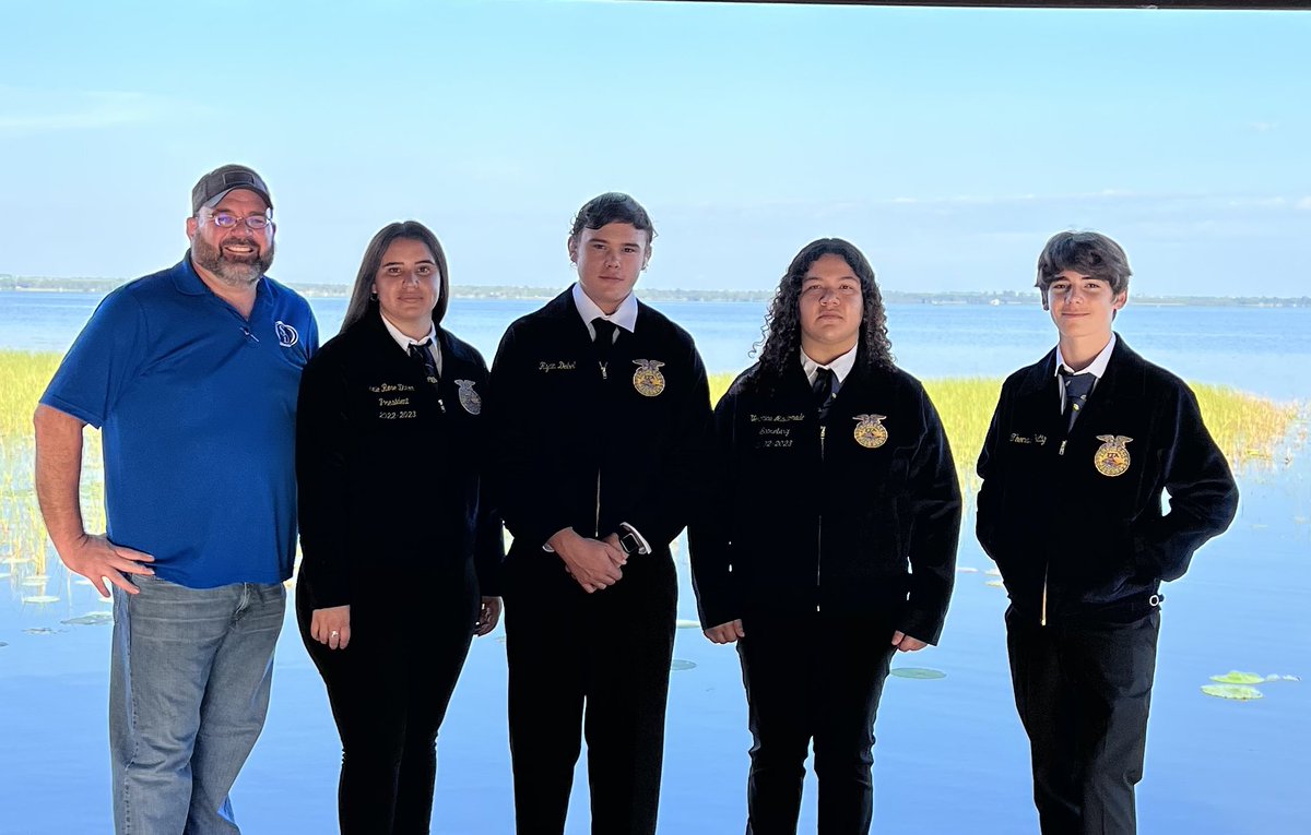 @SouthDadeAg officers attending Chapter Officers Leadership Training in Haines City, Florida #futureagleaders #ffamembers #ffaofficers @SouthDadeHS @SDPrincipalJCD @CTEMiami @MDCPSSouth