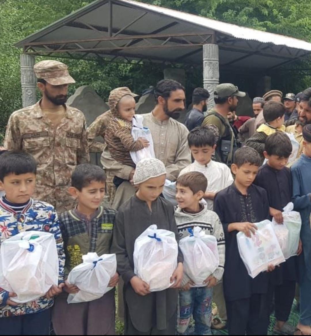 GhizerDc's tweet photo. Free medical camp has been established and Ration packs distribution at Assubmer Village Ishkoman.
@csgbpk @HomeDeptGB @gbdma https://t.co/ve8nTSAeMq