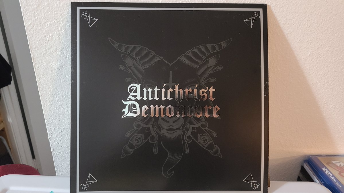 CellArts1's tweet photo. Winner of the nicest vinyl sleeve... #antichristdemoncore #acxdc !!!!

Seriously, this thing is beautiful https://t.co/rOQhuU0NI3
