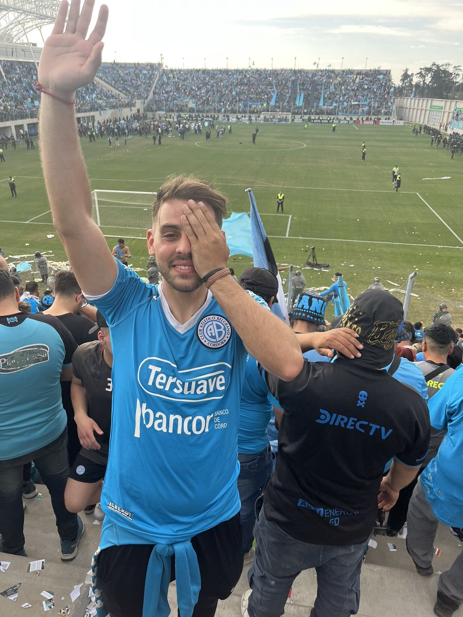 Matiuvalle's tweet photo. 💙 C A M P E O N E S   - C A B - 💙

@Belgrano 

#BelgranoCampeon https://t.co/fkHIvC1Xuj