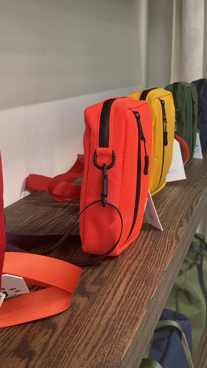 impulsedrops's tweet photo. but first…can i drop one of these beautiful bags i discovered in Charleston? they’re like a more casual TOPO and it’s their only store location https://t.co/UIi6CnuziG