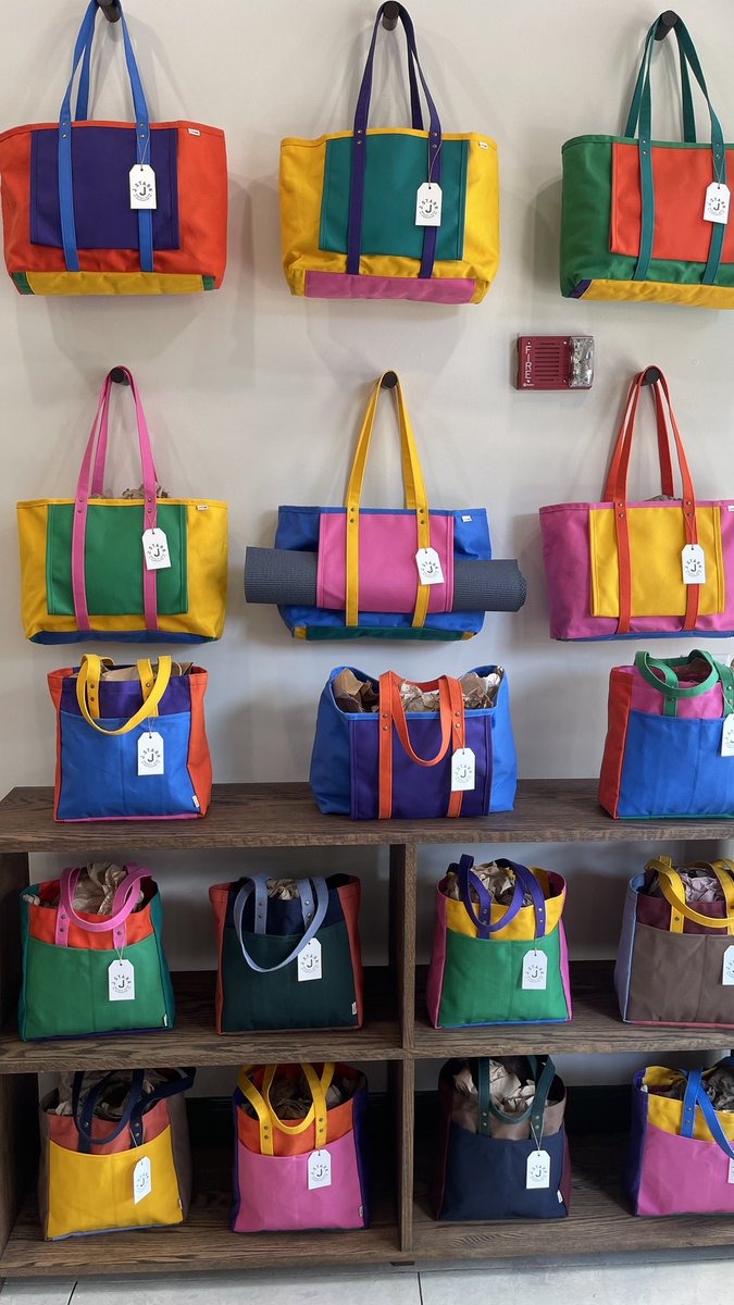 impulsedrops's tweet photo. but first…can i drop one of these beautiful bags i discovered in Charleston? they’re like a more casual TOPO and it’s their only store location https://t.co/UIi6CnuziG