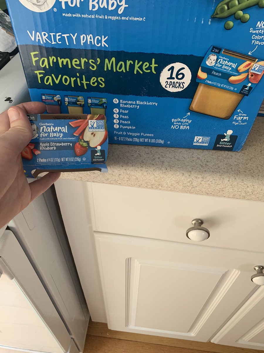 klenktank's tweet photo. When you get the Gerber variety pack with Pumpkin so you can teach your baby to be basic…but then there is Apple Strawberry Rhubarb instead. THEN you find out they don’t even have a Twitter 🤦🏼‍♀️ https://t.co/diz2xqr7US