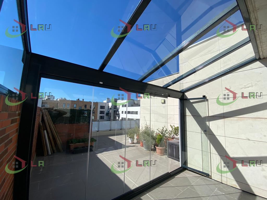 aluminiolau's tweet photo. Dos nuevos porches para disfrutar tambien en otoño!!! https://t.co/gfKA6etteX