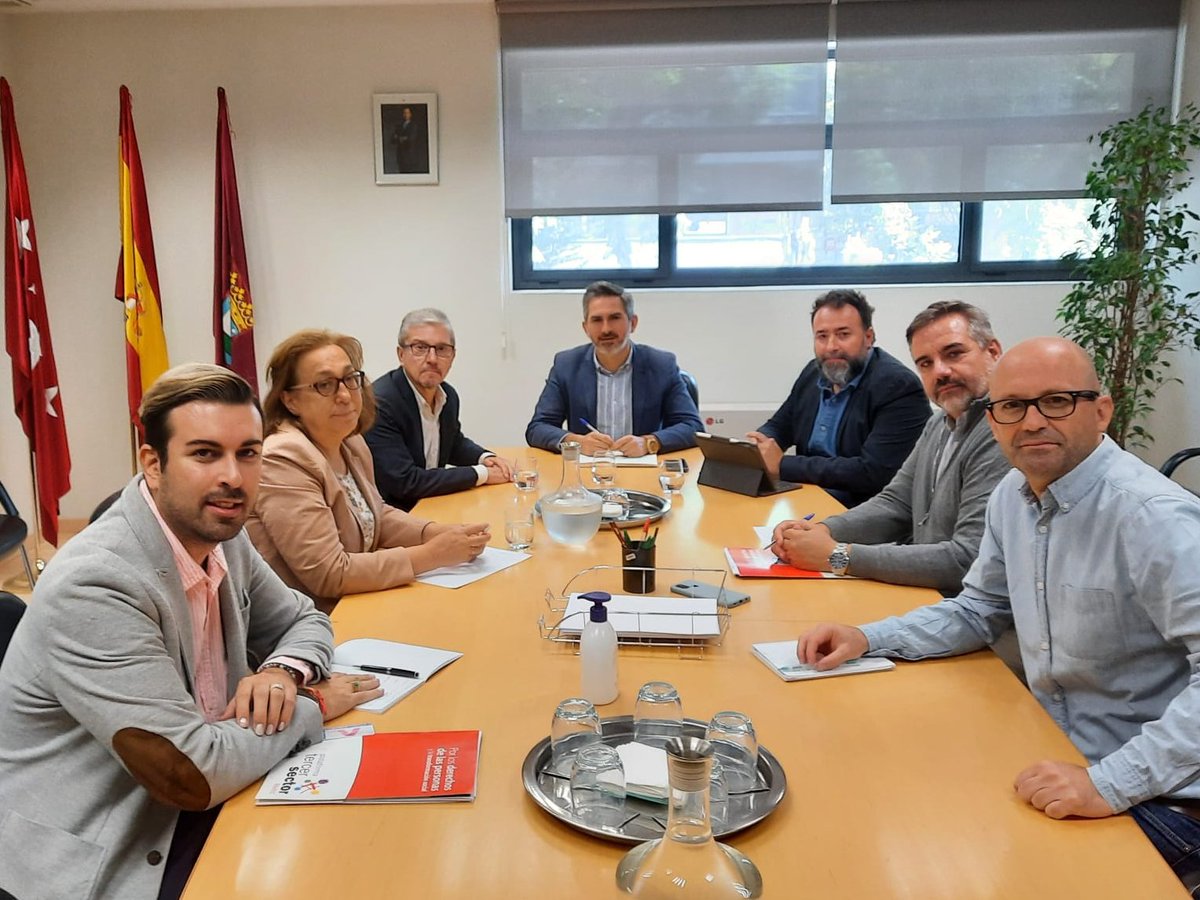 Las entidades sociales llevan 30 años pidiendo que las ayudas de libre concurrencia de @MadridFamilias se den de forma anticipada.

Hoy he contado a <a href="/TercerSectorMad/">Plataforma Tercer Sector Comunidad de Madrid</a> que esto es, por fin, una realidad. Permitirá proyectos mejor gestionados en beneficio de la ciudadanía.