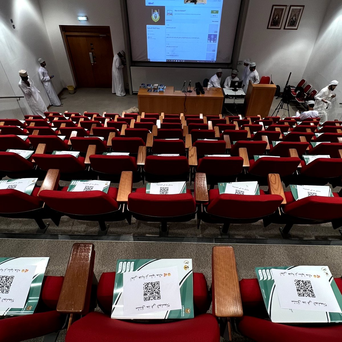 ics_squ's tweet photo. #يحدث_الآن 
بكل حبِّ وود نحتفلُ اليوم استقبالًا وتكريمًا بكوكبةٍ من الأعضاء الموهوبين الجدد🤩🔥.. https://t.co/H4fQLYv2uX