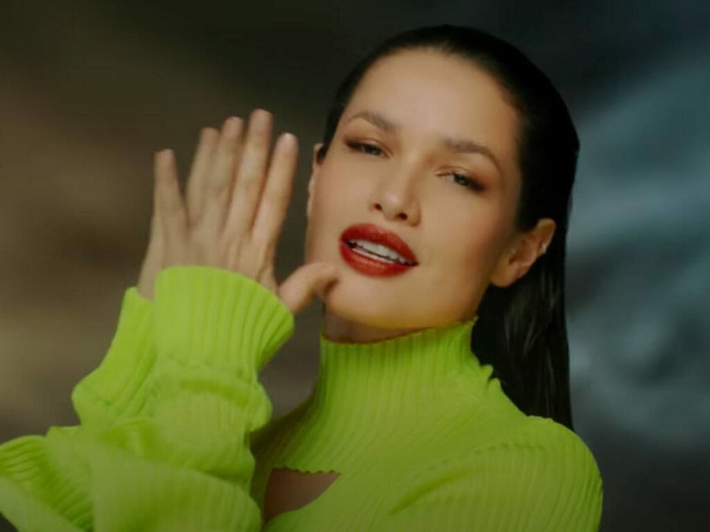 escutai's tweet photo. Um ano após seu lançamento, "Diferença Mara", música de Juliette, volta a aparecer nos charts do Spotify Brasil, ocupando a posição #100 entre as mais tocadas atualmente. https://t.co/MxNU4mQUbN