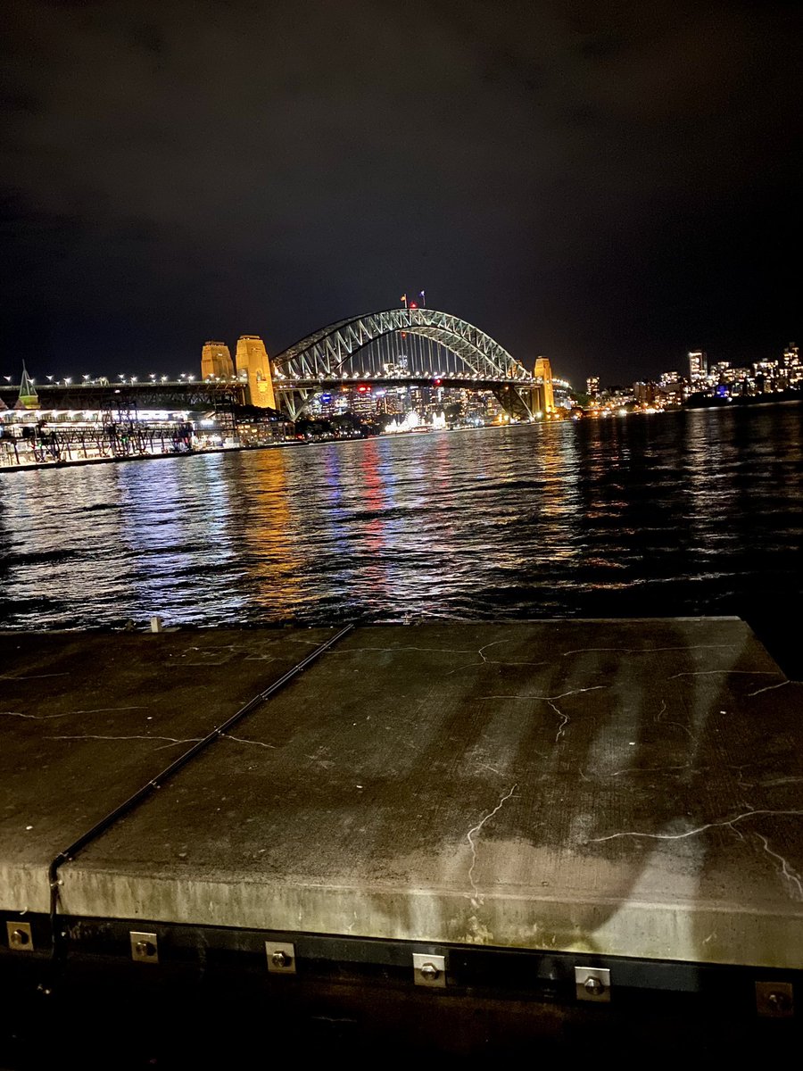 LincolnParker5's tweet photo. At the Quay. En route home #SydneyHarbourBridge #portjackson https://t.co/TwmvmCRDSi