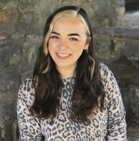 We're excited to introduce the newest member of our team: @RiddellErridge joins as our Assistant Producer!

She joins us at an exciting (&amp; busy!) time as we embark on the development of a new show whilst doing lots of company development. We're very glad to have her on board!