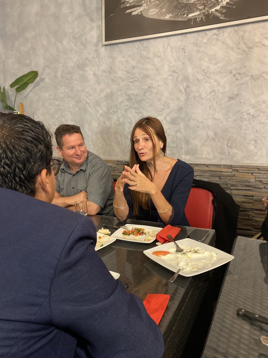 MounirSatouri's tweet photo. Visite de soutien à @CarriveMaite et @HuguesOrsolin dans le cadre de la législative partielle- circo 2 des Yvelines.

Nous devons nous mobiliser pour renforcer le camp de l'écologie et de la justice sociale à l'assemblée.

Cela n'a jamais été aussi urgent ! https://t.co/Jcm52e1rKP