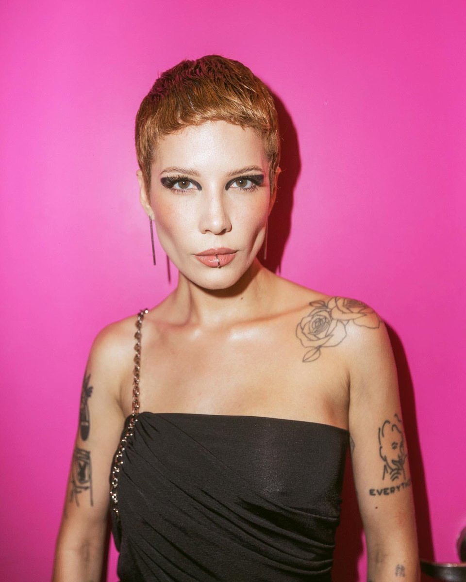 Halsey Charts On Twitter halsey s Peaks On The Main billboard halsey-charts-on-twitter-halsey-s-peaks-on-the-main-billboard