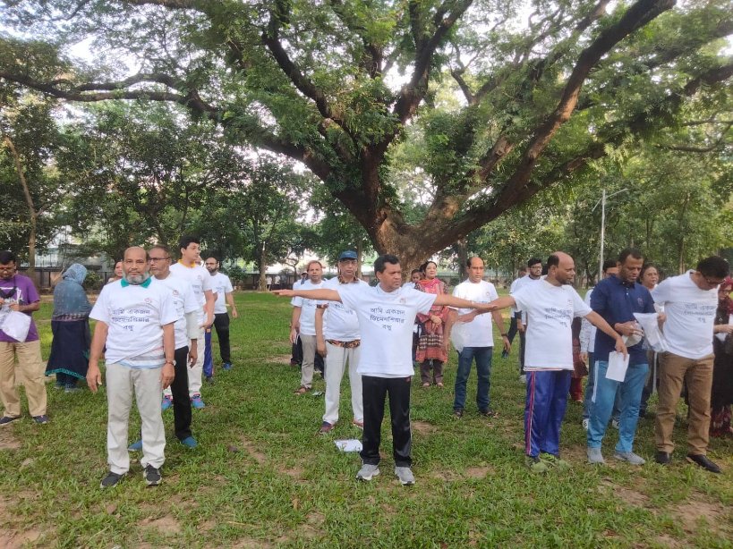 AlzheimerBD's tweet photo. September is World Alzheimer's Month 2022
"Dementia is not a stigma"
“Walk for Dementia” was organized at Ramnapark, Dhaka to dispel misconceptions related to dementia and increase dementia awareness, dignity and rights of people with dementia.
https://t.co/ooWFz0lW2M https://t.co/bkgYbVa6YO
