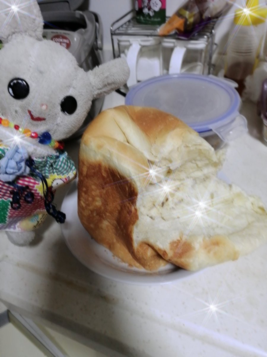 shimba_bakery's tweet photo. プレミアム食パン🍞
#プレミアム食パン #パン作り #premiumbread #高级日式吐司
#しんばベーカリー #shimbabakery #真场面包店 https://t.co/4a28kMc4Z2