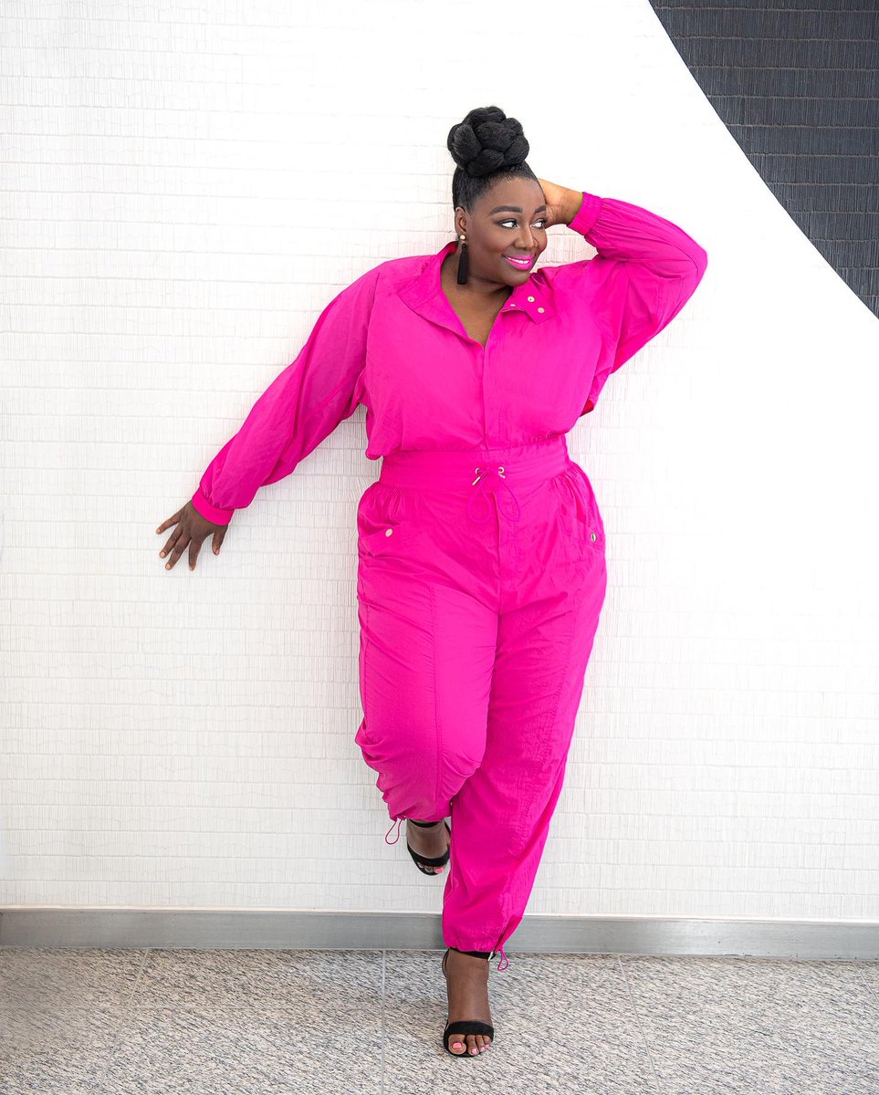 LIVIN’ IN COLOR!!!!!💗🙌🏿

Jumpsuit: @Athleta x @AliciaKeys Collection
#AthletaXKeys #PowerOfShe