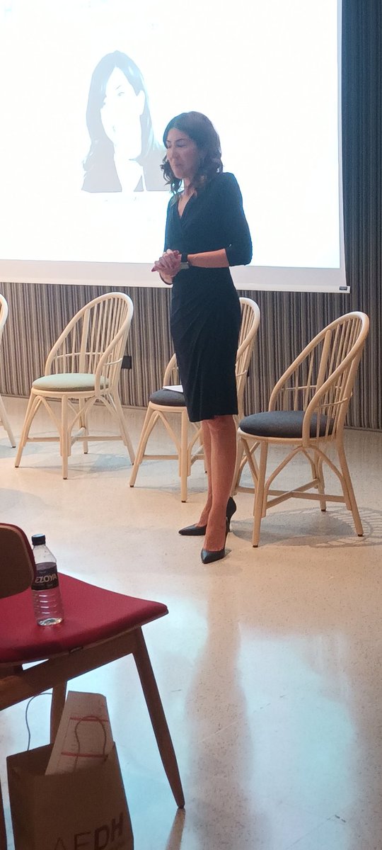 Comunidad_AEDH's tweet photo. 🙋‍♀️Clausura esta #ExperienciasAEDH #Mallorca Rosana Morillo @rmomallorca, Directora Gral. De Turismo en @goib.  ¡Gracias por aceptar nuestra invitación! 😊 https://t.co/o5keCpwokM