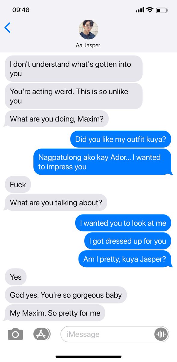 ii001lhs's tweet image. the art of obedience | a heejake au 🔞

maxim (jy) is the definition of what innocence should look like. jasper (hs) is sin and temptation personified — fearful and enticing but has always been weak on the knees for the epitome of innocence and purity that is maximilian dy.