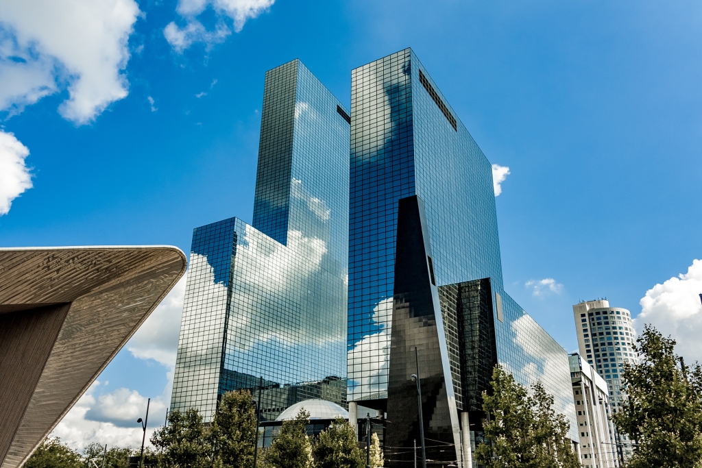 Naar verwachting gaat dit najaar de eerste call van het European Urban Initiative (EUI) open. Projecten op het gebied van stedelijke ontwikkeling moeten in het teken staan van de New European Bauhaus (NEB): duurzaam 🌍, inclusief 🤲 en esthetisch ✨ hubs.ly/Q01mZNTj0