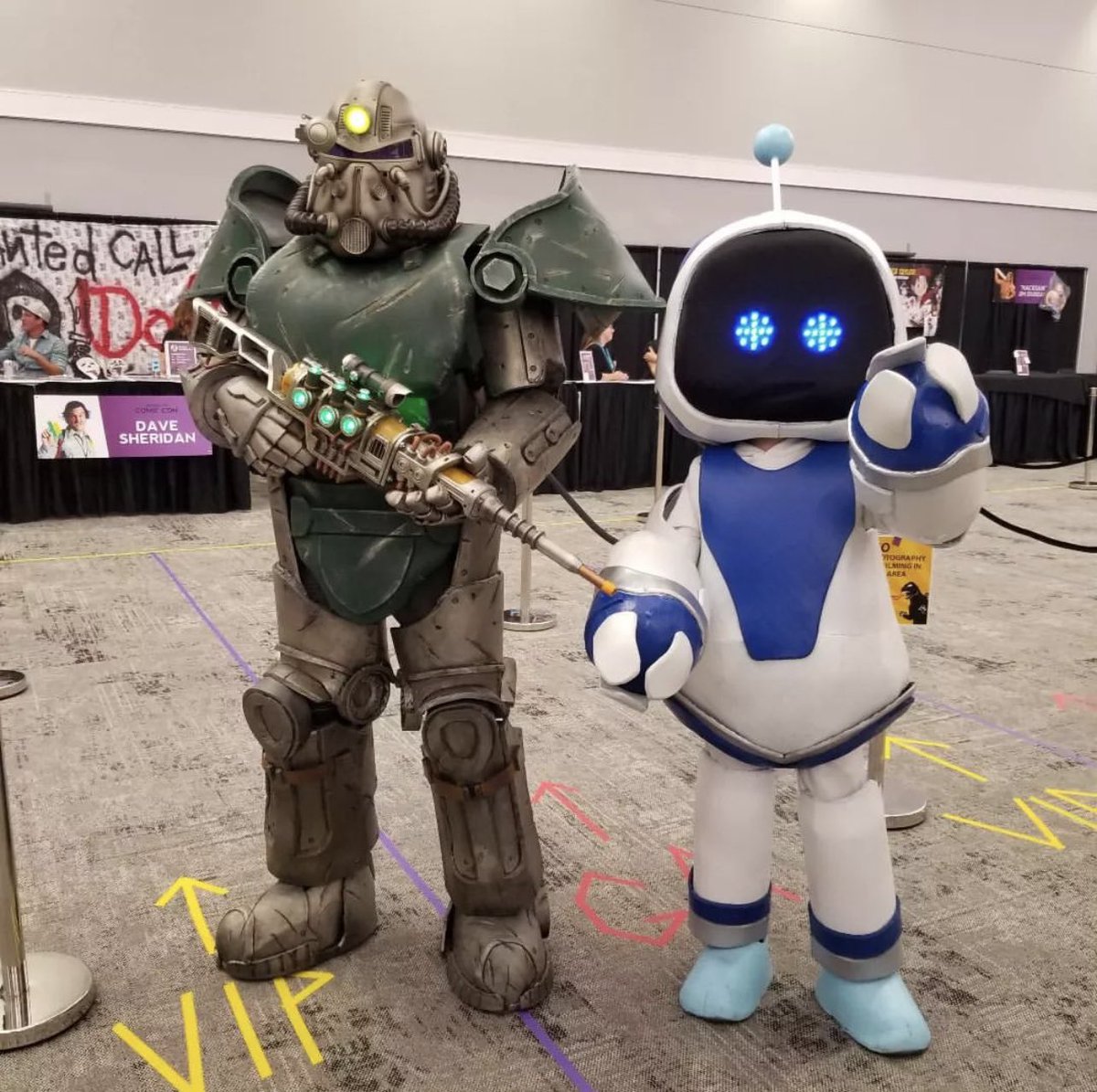 nickportman's tweet photo. I won a Judges Choice award in my first cosplay competition 🤗 A great experience overall and one I will always remember.

#capcitycomic #falloutcosplay #fallout #capcitycomiccon2022 
Photos by colinsmithtakespics, Alison Spokes, and James Huysmans https://t.co/pVOER8D38o