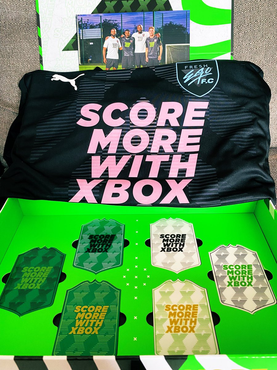 RichLeigh's tweet image. Huge thanks to the awesome @xboxuk for sending me this. To help celebrate the new year of #ScoreMoreWithXbox I’ve got the FIFA 23 Ultimate Edition to give away to one of you lot!

Retweet and follow both myself and @xboxuk to enter. Good luck!

(Winner will be contacted 27/09/22)