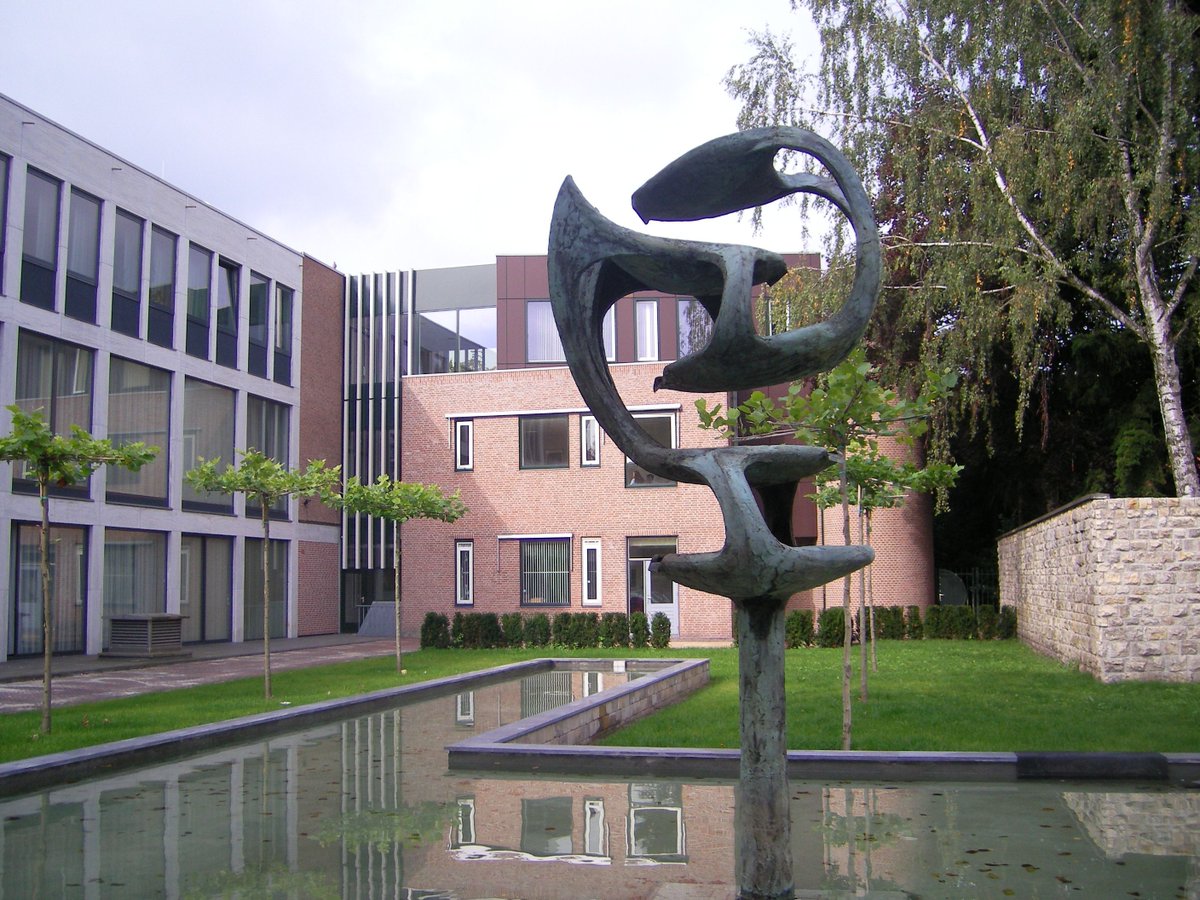 Het Losserse college van burgemeester &amp; wethouders presenteert haar begroting voor de periode 2023-2026. 
Ben jij er vrijdag 30 september om 9.00 uur online bij? Kijk mee op: bit.ly/3r5OCWi